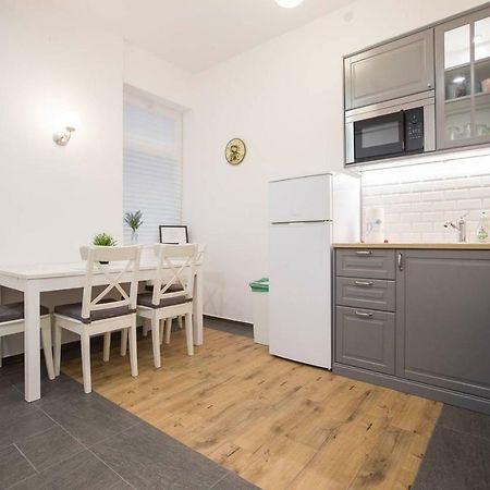 Oberiter Apartments - Center Of Zagreb, Fast Wifi, Ac, Kitchen, Parking Eksteriør billede