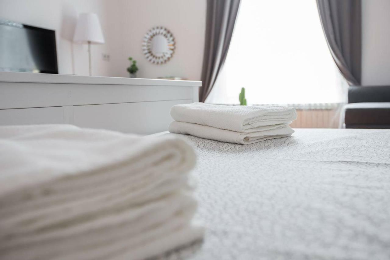 Oberiter Apartments - Center Of Zagreb, Fast Wifi, Ac, Kitchen, Parking Eksteriør billede