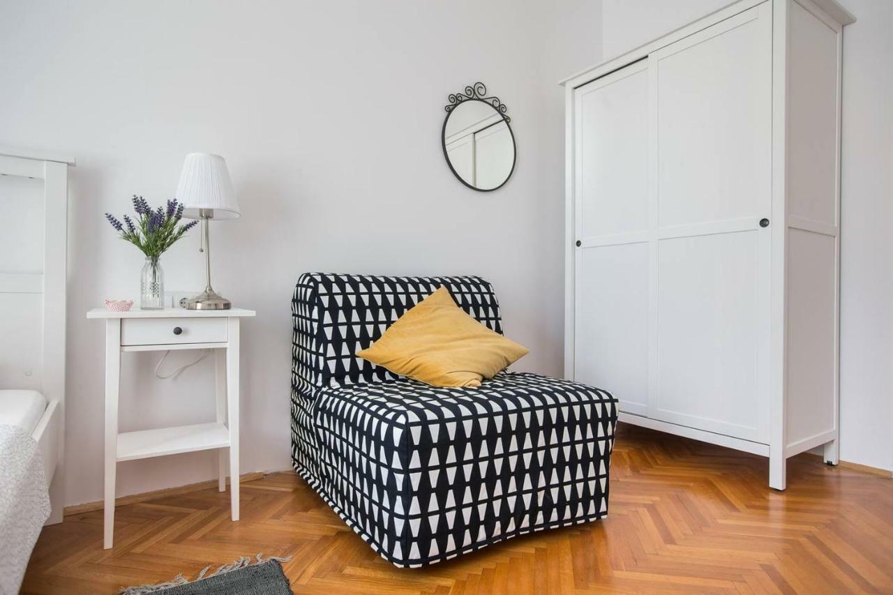 Oberiter Apartments - Center Of Zagreb, Fast Wifi, Ac, Kitchen, Parking Eksteriør billede