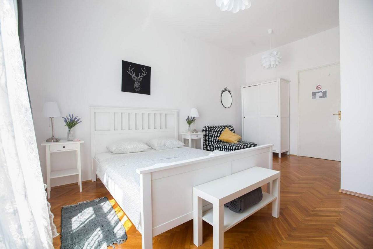 Oberiter Apartments - Center Of Zagreb, Fast Wifi, Ac, Kitchen, Parking Eksteriør billede